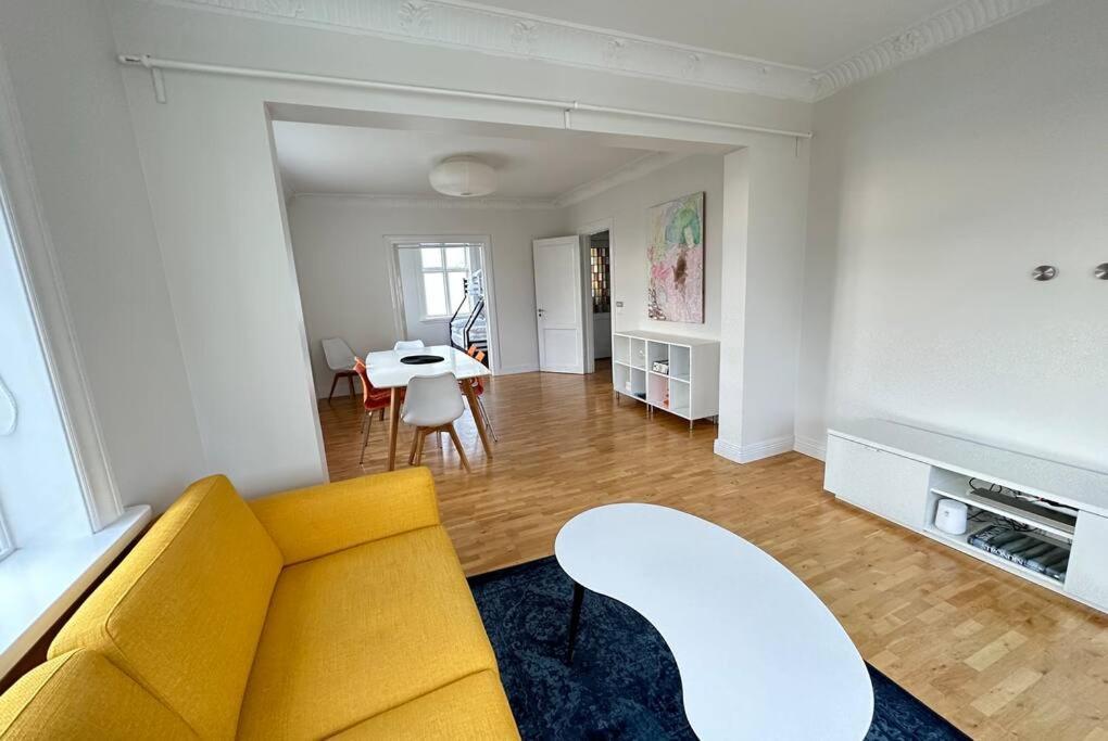 Beautiful 2 Bedroom Apartment Downtown Reykjavík Eksteriør billede